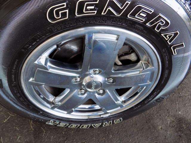 2006 Jeep Grand Cherokee Limited 4dr SUV 4WD w/ Front Side Airbags